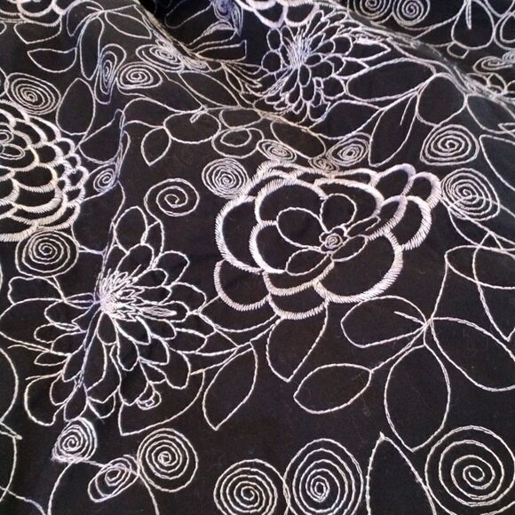 Evan-Picone Black Embroidered Dress - Picture 10 of 11